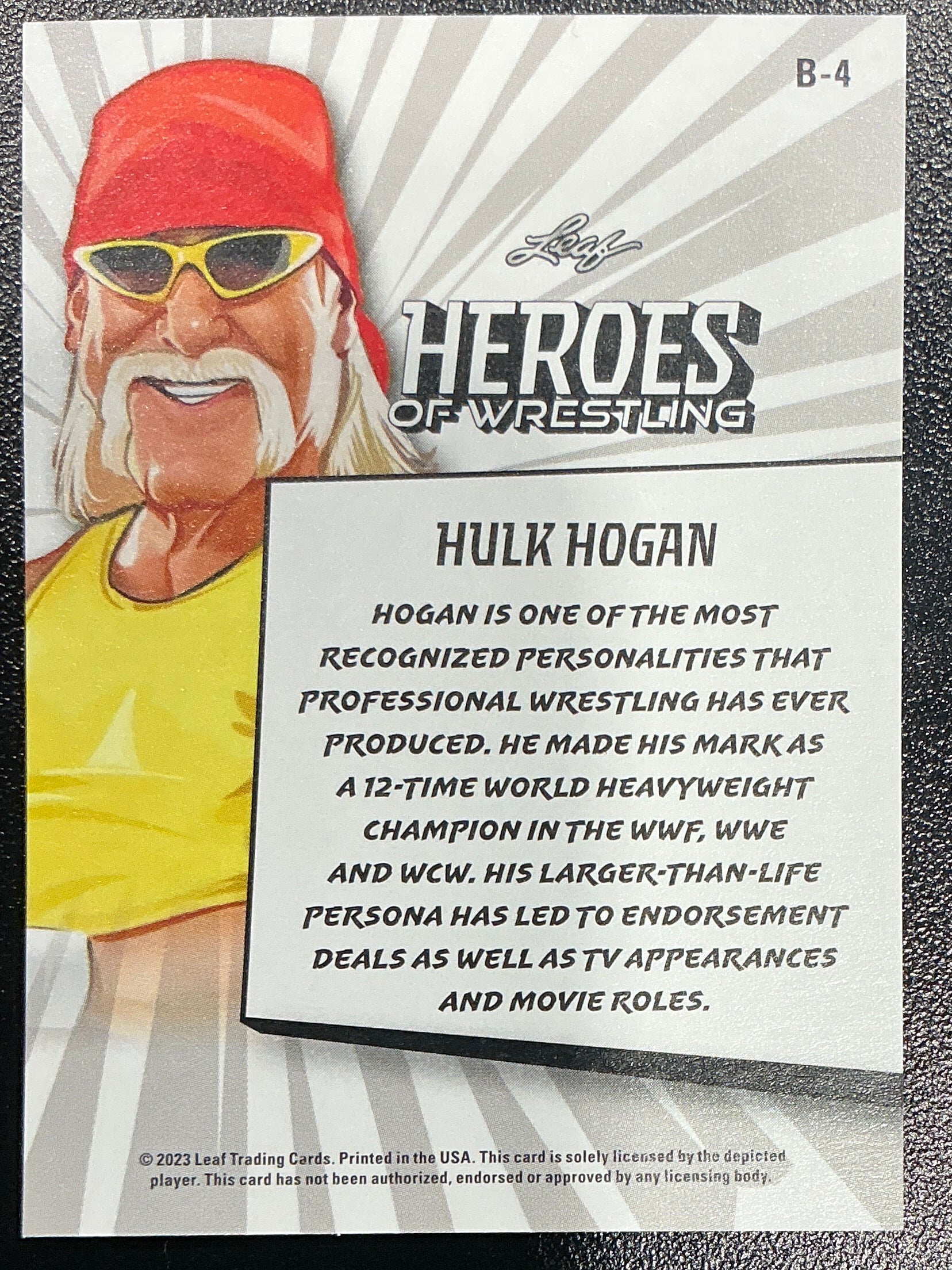 Leaf Heroes of Wrestling Hulk Hogan B-4 Trading Card - Image 2